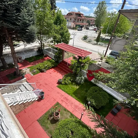 In Ptolemaida Pensión *